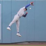 wrobleski-dazzles-with-6-scoreless-innings,-wins-4th-straight-start-as-dodgers-beat-cubs,-6-0