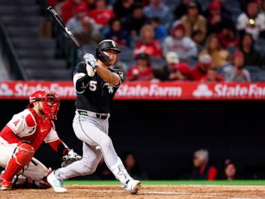 murakami-slugs-14th-homer,-martin-goes-7-strong-innings-as-the-white-sox-beat-angels-6-0