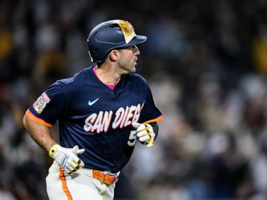 laureano,-machado,-castellanos-homer-in-the-padres’-7-3-win-over-the-athletics