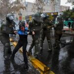 protesters-clash-with-police-in-chile’s-capital-over-president-kast’s-education-cuts