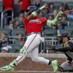mauricio-dubon-homers-again,-braves-beat-the-pirates-6-3