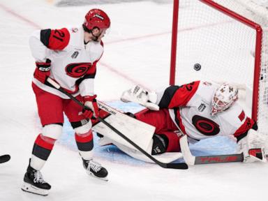carolina-trails-vegas-in-the-stanley-cup-final-and-has-a-big-decision-to-make-for-game-4