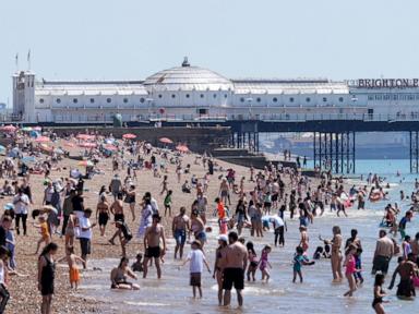exceptionally-early-heat-wave-shatters-records-and-brings-deaths-in-europe