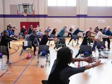 playing-hip-hop-or-doris-day,-older-exercise-instructors-can-speak-their-peers’-language