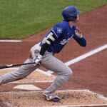 ohtani-homers,-leaves-game-with-left-knee-inflammation-in-dodgers’-8-6-win-over-pirates