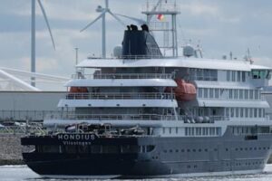 us-pays-$750k-to-evacuate-american-aboard-hantavirus-cruise-ship-from-remote-island