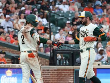 henderson-hits-100th-career-homer-to-help-the-orioles-beat-the-padres