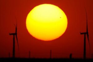 pentagon-reviews-are-blocking-wind-farms,-putting-jobs-at-risk,-lawsuit-says