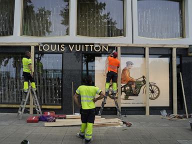 downtown-geneva-boards-up-as-drastic-security-tightens-ahead-of-anti-g7-protests