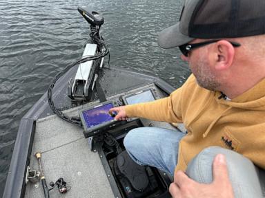 some-anglers-praise-forward-facing-sonar,-others-say-high-tech-fishing-ruins-a-day-at-the-lake