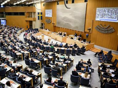 sweden-requires-public-workers-to-report-migrants-not-authorized-to-live-there