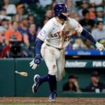 raynel-delgado-drives-in-2-in-the-eighth-as-the-astros-beat-the-tigers-4-2