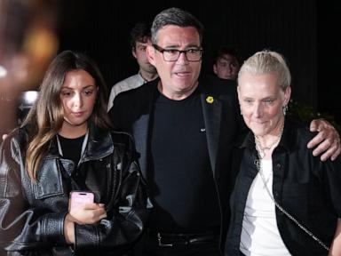 labour’s-andy-burnham-wins-special-election,-setting-up-showdown-to-lead-britain