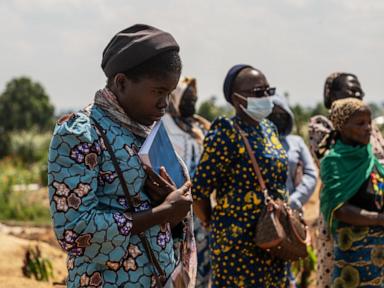 mourners-bury-6-month-old-ebola-victim,-marking-third-orphanage-death-in-outbreak