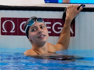 kate-douglass-breaks-the-women’s-50-meter-freestyle-world-record-in-23.59