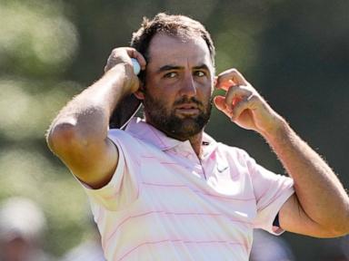 scheffler-gets-some-help-from-clark,-but-can’t-take-advantage-at-the-us-open