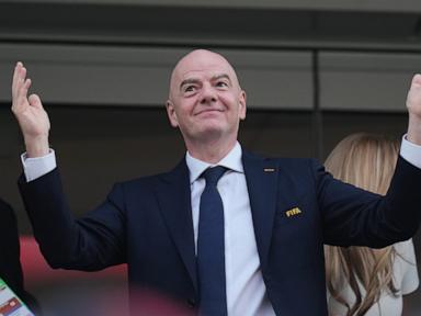 infantino-says-fifa-will-analyze-using-hydration-breaks-at-future-world-cups