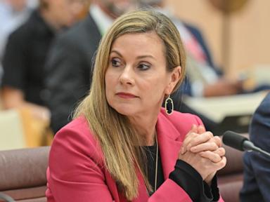 australian-prime-minister-condemns-delay-of-changes-to-child-social-media-ban