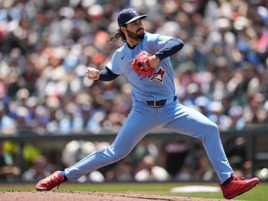 blue-jays’-dylan-cease-works-8-no-hit-innings-against-giants