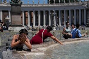 french-deaths-soar-as-extreme-heat-breaks-european-records
