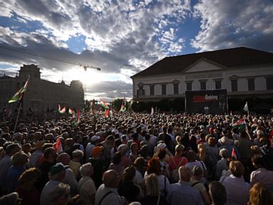 orban-allies-protest-in-hungary-against-plans-to-oust-president-tamas-sulyok