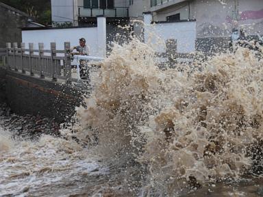 more-than-1-million-evacuated-typhoon-bavi-hits-china
