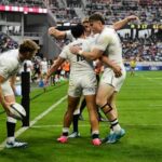 england-holds-on-with-13-men-to-beat-argentina-31-26-in-a-match-of-7-yellow-cards