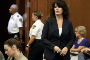 nanny-says-lindsay-clancy-appeared-to-be-a-loving-mother-before-killings