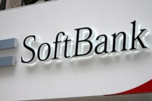 japanese-tech-company-softbank-group-sees-profit-drop-despite-ai-investments