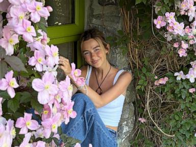 sydney-towle,-content-creator-who-documented-life-with-cancer,-dies-at-26